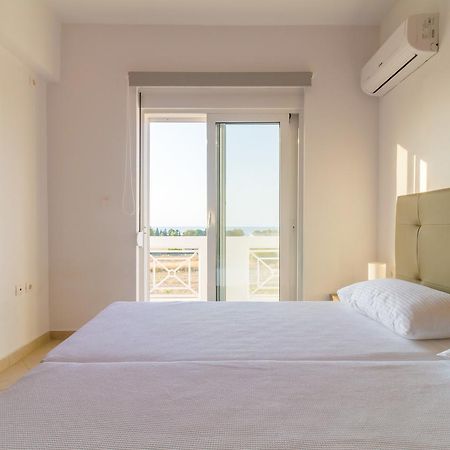 Casa Marinella Apartment Генади Екстериор снимка