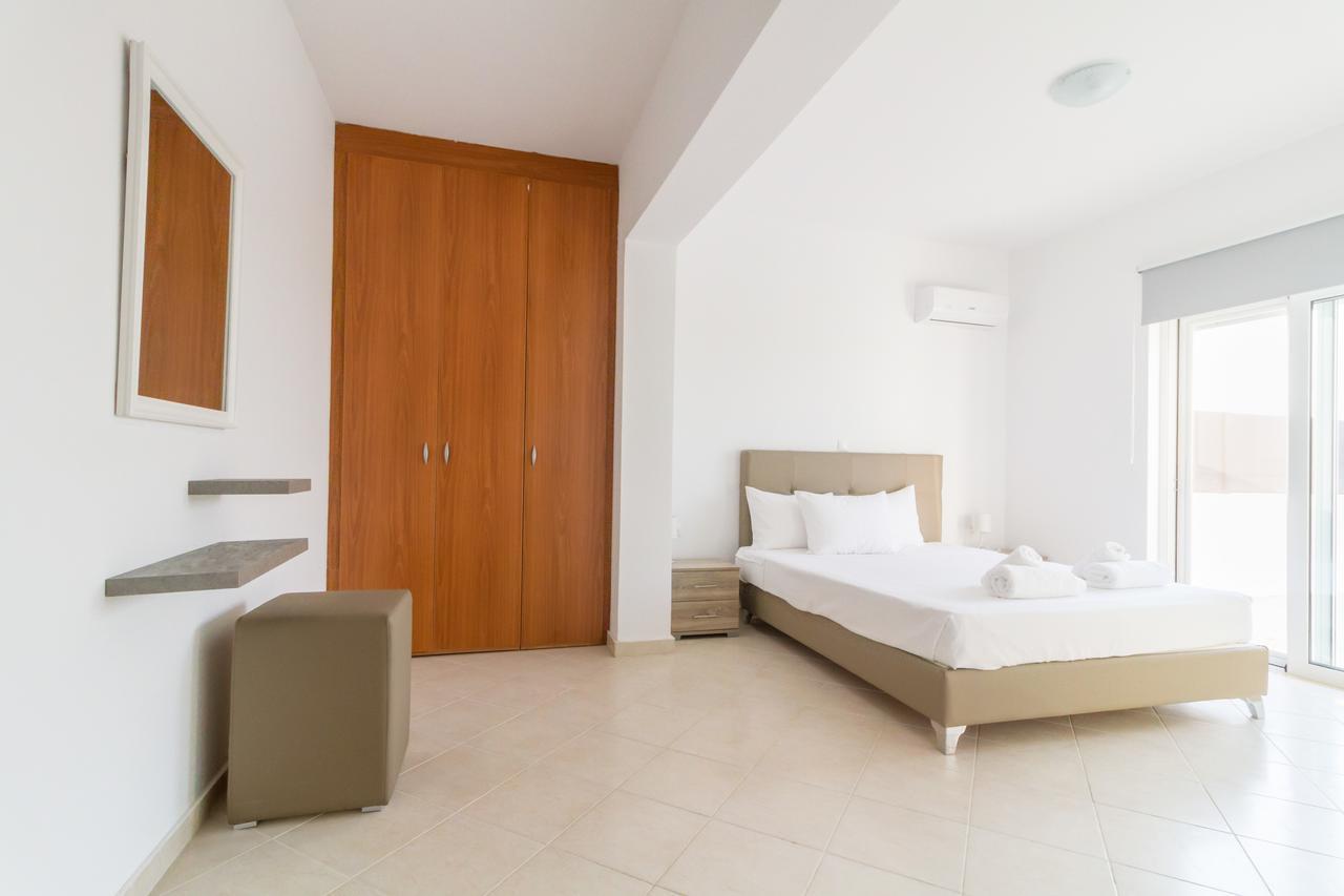 Casa Marinella Apartment Генади Екстериор снимка