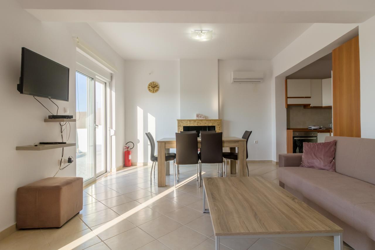 Casa Marinella Apartment Генади Екстериор снимка